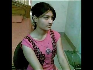 Sexy indian Hot bhabi riya changing Saree big boobs black bra dont miss