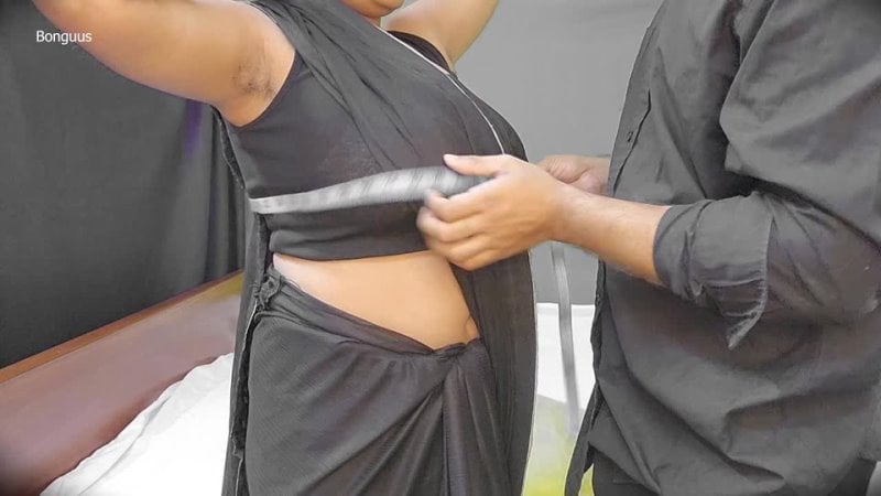 Riya bhabhi got fucked by a hindi dress tailor