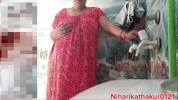 I M Bath in Bathroom with Pussy Fucking You Guess?