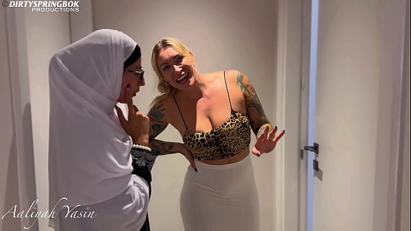 Aaliyah Yasin meets her new neighbour
