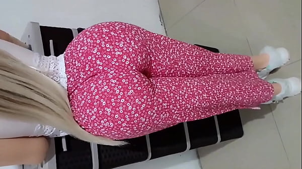 Teen cumshot enjoys herself Video